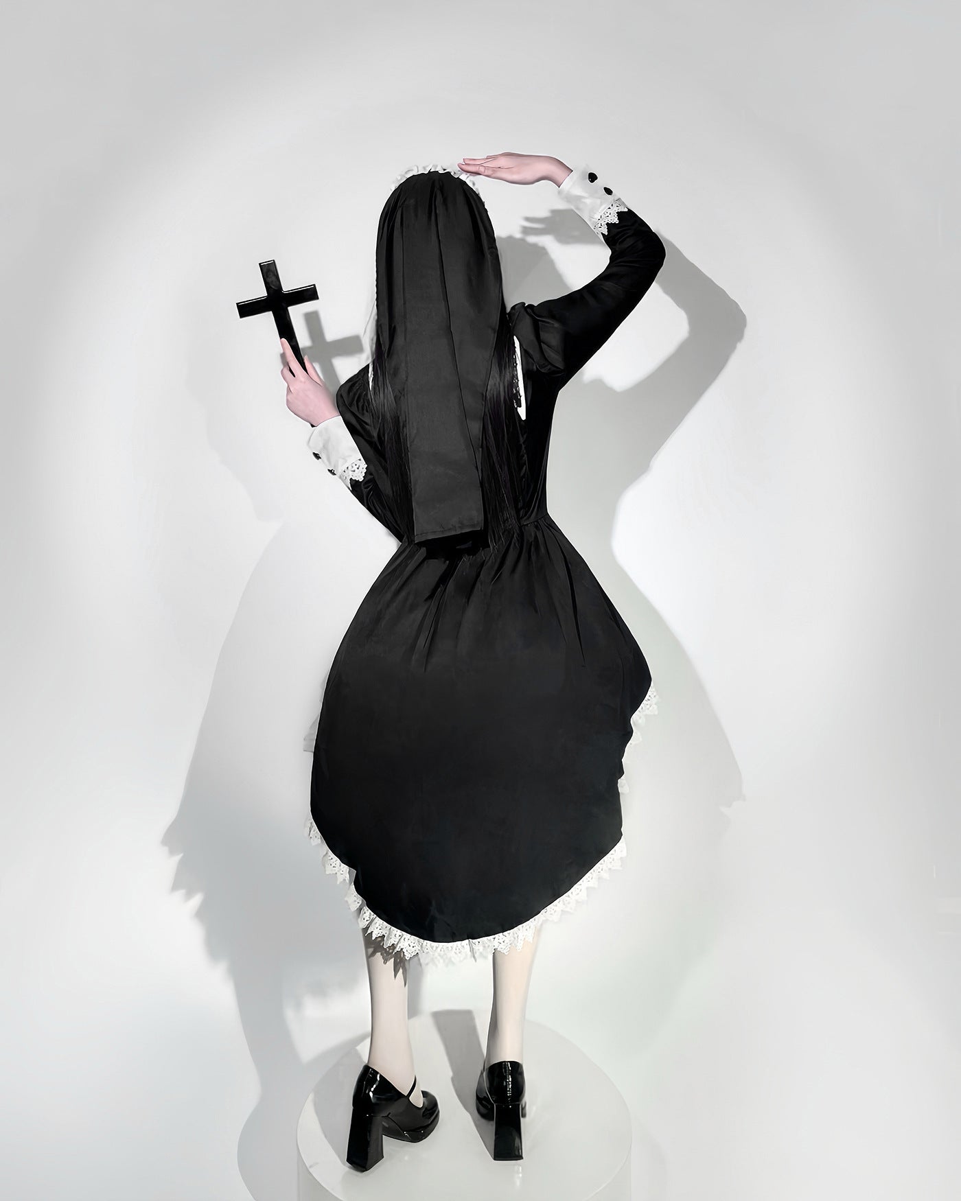 Dark-style Embroidered Halloween Nun Costume for Cosplay - Discount Halloween City