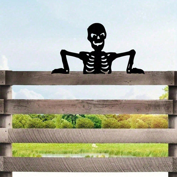 Gothic Metal Skull Silhouette Wall Plaque - Outdoor & Indoor