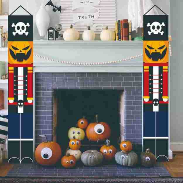 Halloween Soldier Model Nutcracker Banner Couplet - Discount Halloween City