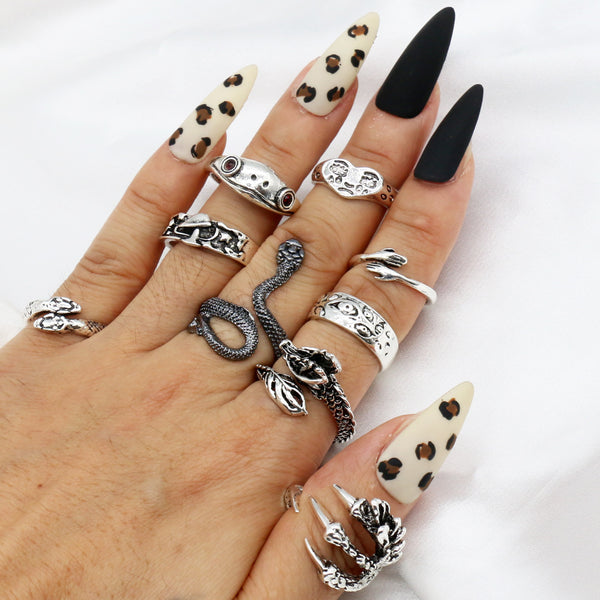 Halloween Ornament Ring Set - Discount Halloween City