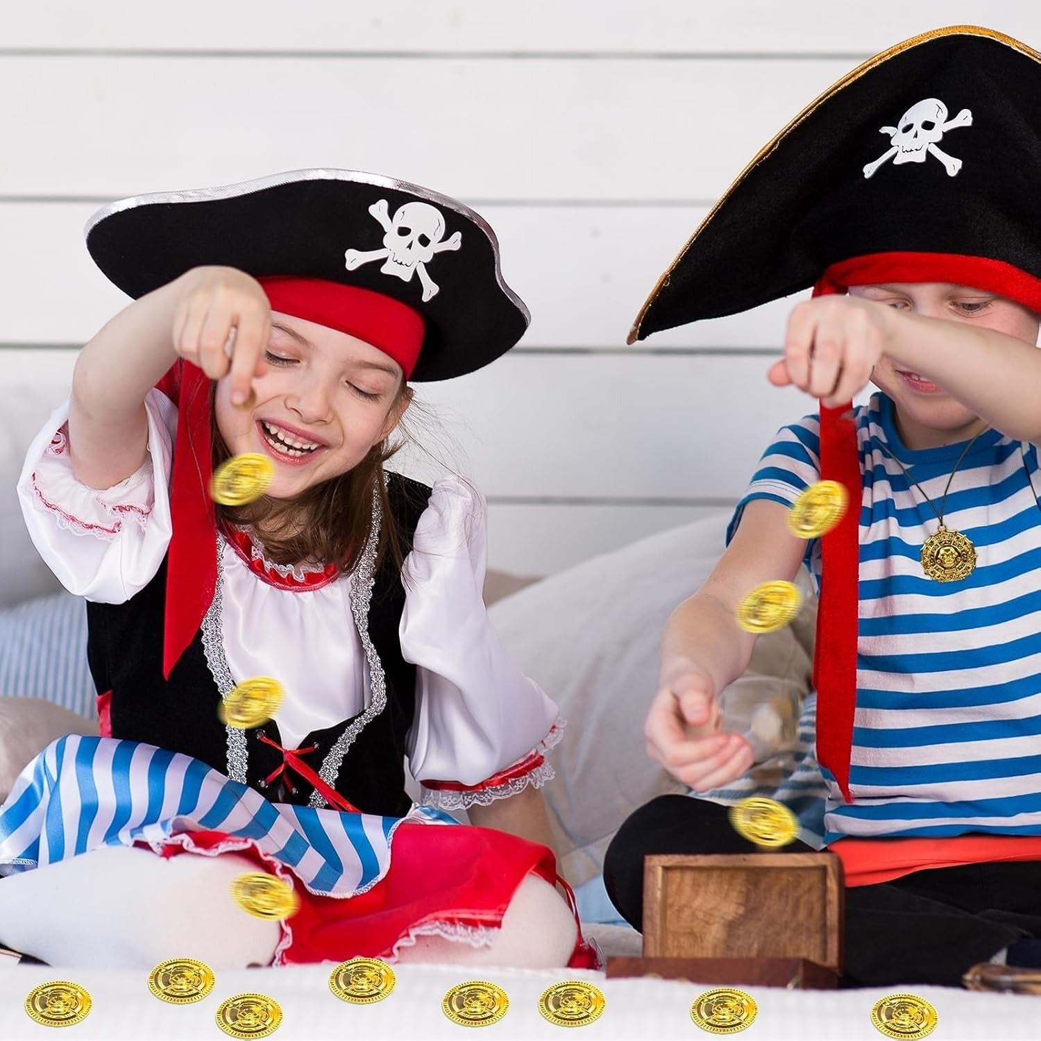 Halloween Set of 9 Pirate Costumes - product image 3
