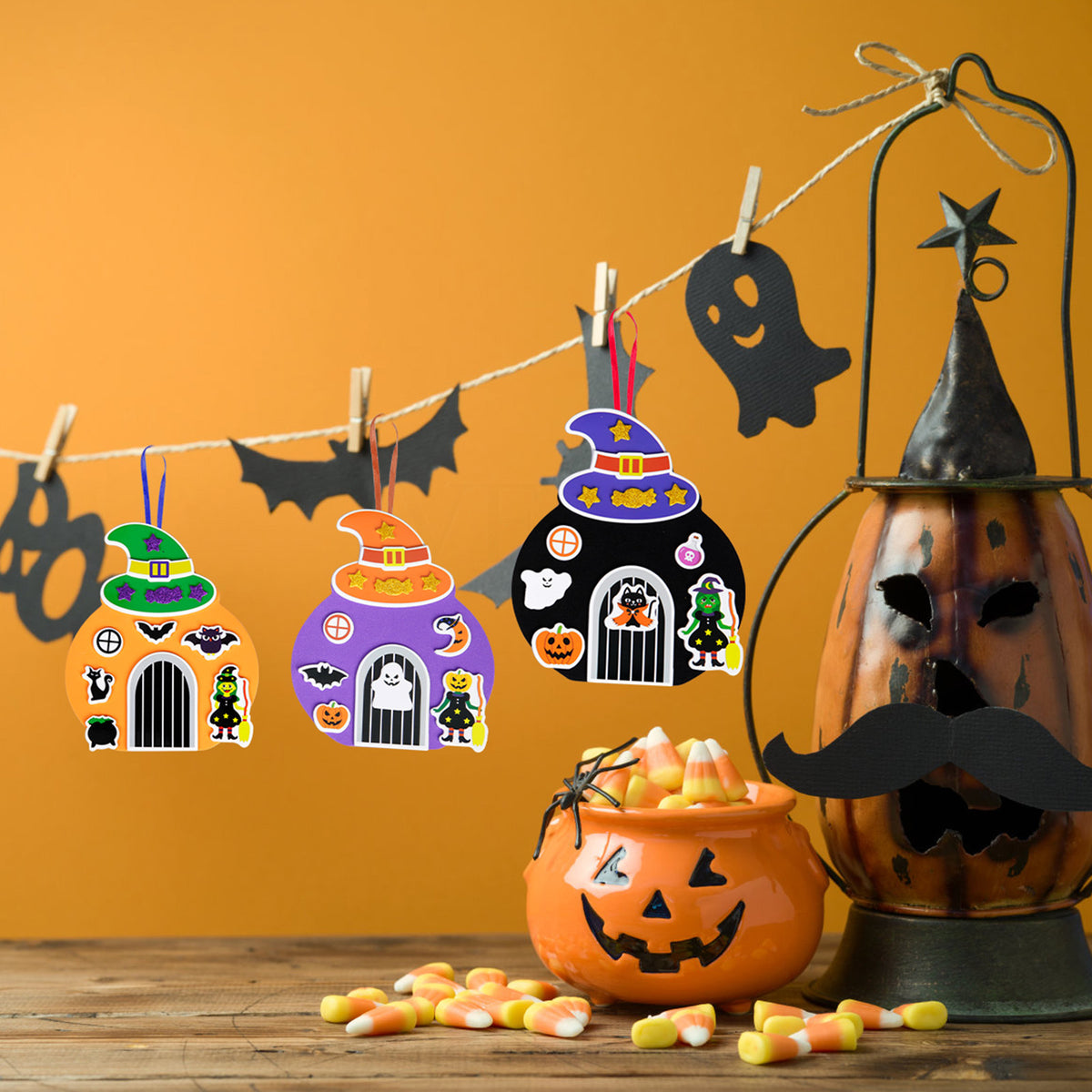 12-Piece Halloween Witch Door Craft Kit - product image 4