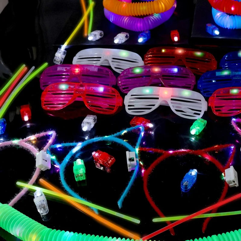 145PCS Glow in The Dark Party Supplies, Light Up Party Favors Bulk Party Pack, Glow Party Supplies, Neon Party Supplies