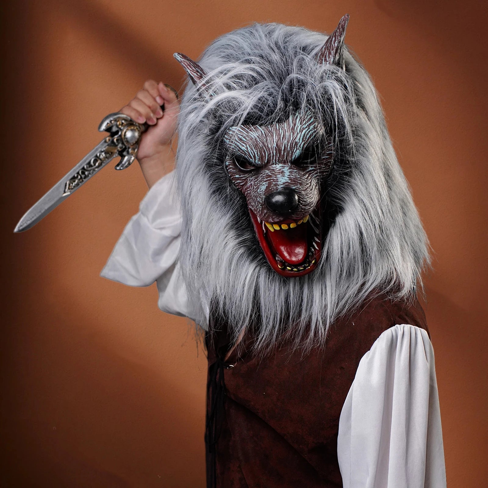1pc Wolf Head Mask – Latex material Suitable for role-playing Stage performance, holiday party andHalloween