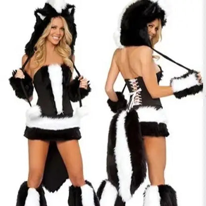 Adult female sexy and cute green caterpillar frog Halloween party fox costume animal role-playing costume and big tail costume