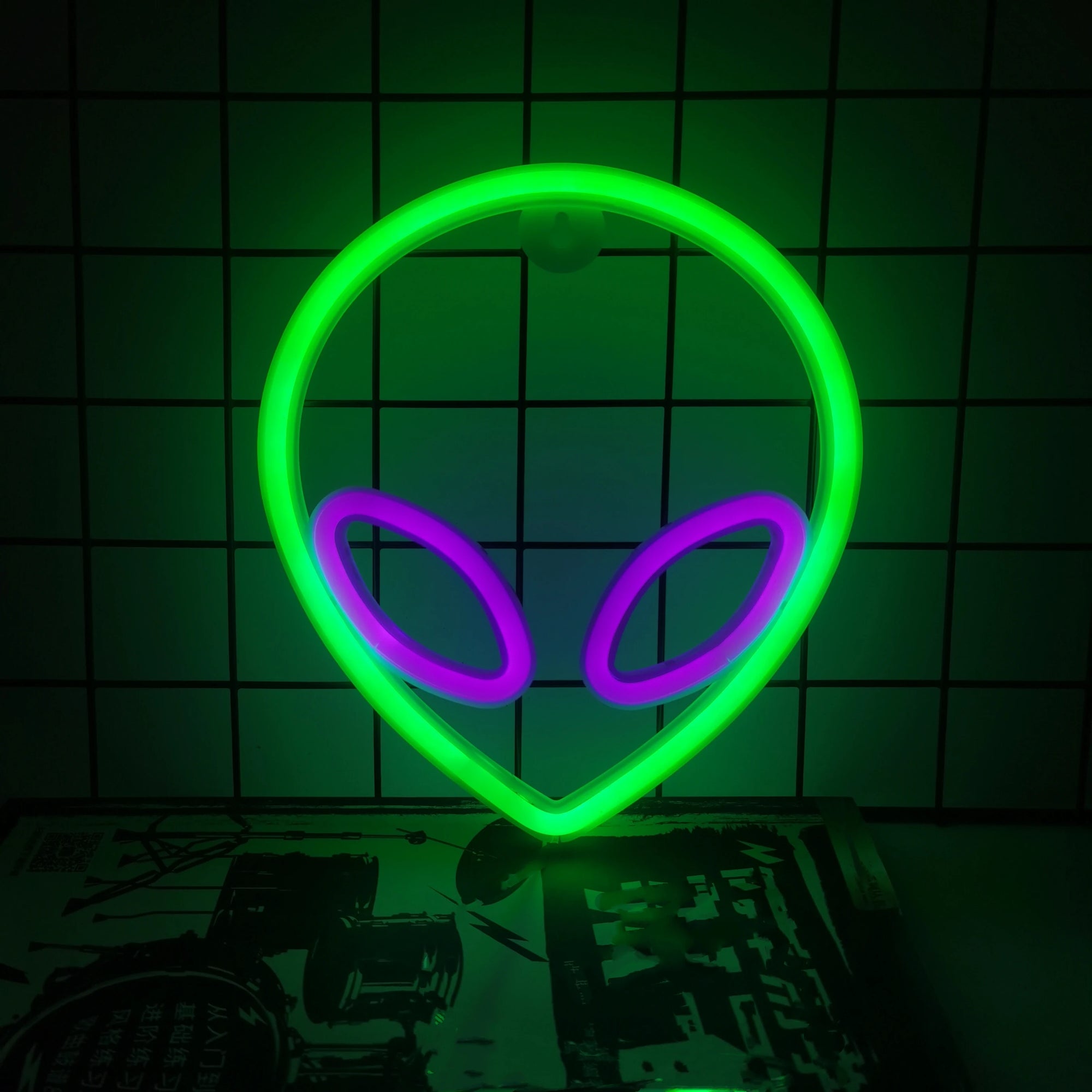 Halloween Bat Spirit LED Neon Wall Decor for Party Gift - Terrifying Atmosphere - USB or Battery Powered - product image 17