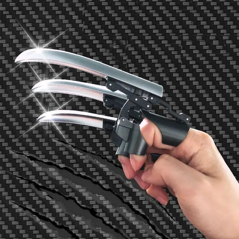 3Pcs/6Pcs Funny Anime Cosplay Wolf Claws Fingers Wear Retractable Plastic Claws Cool Folding