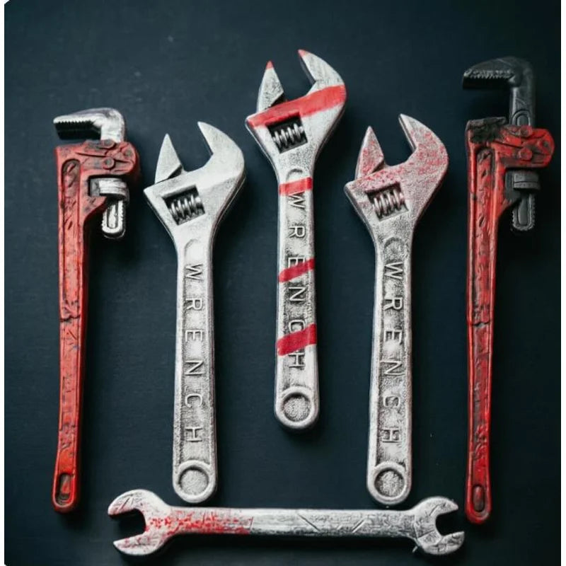 Bloody Wrench Halloween Decoration Novelty Horror Prop Fake Wrench Simulation - product image 1
