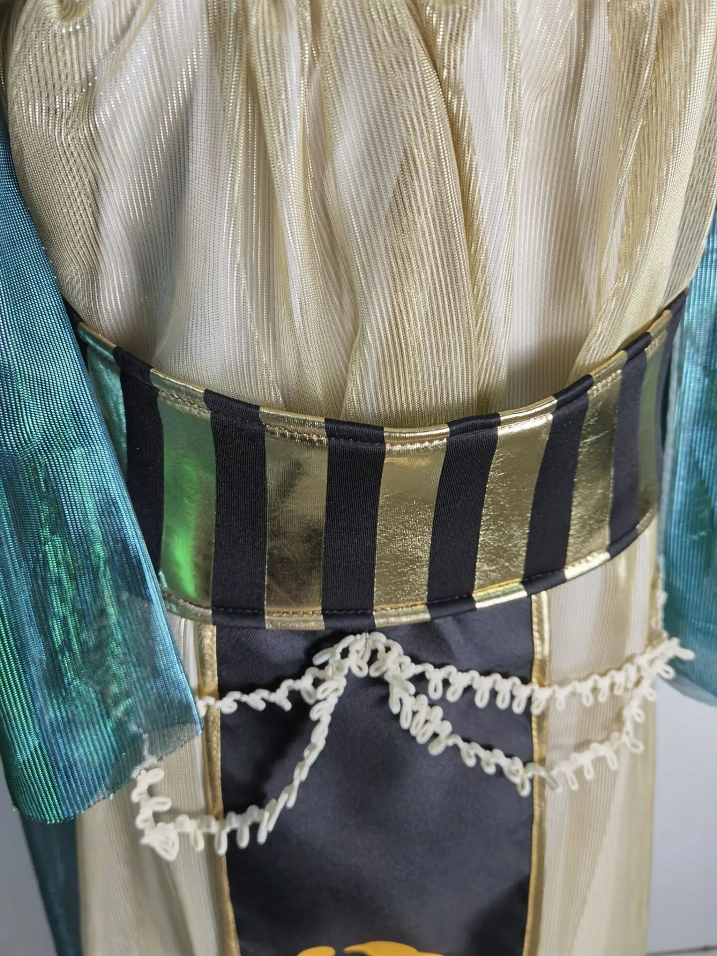 Egyptian Pharaoh King & Queen Couple Costume