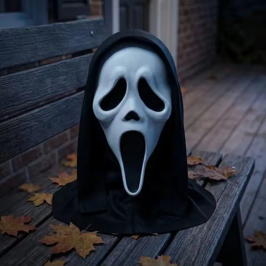 Screaming Ghost-Inspired Full-Head Horror Mask - Tongue spit