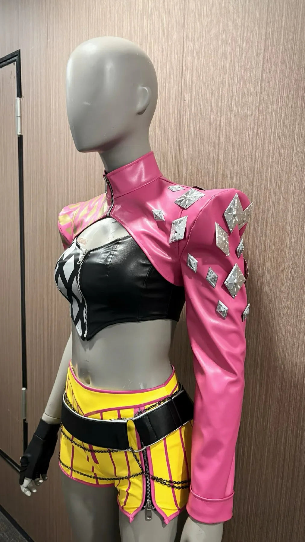 Mina Outfits Costume - alternate view 5