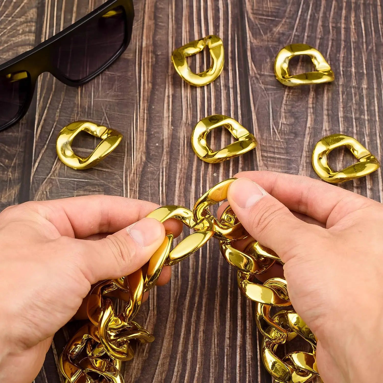 PESENAR 80s 90sHip Hop Costume Kit Metal Chain Flat Top Sunglasses Rapper Big Chain