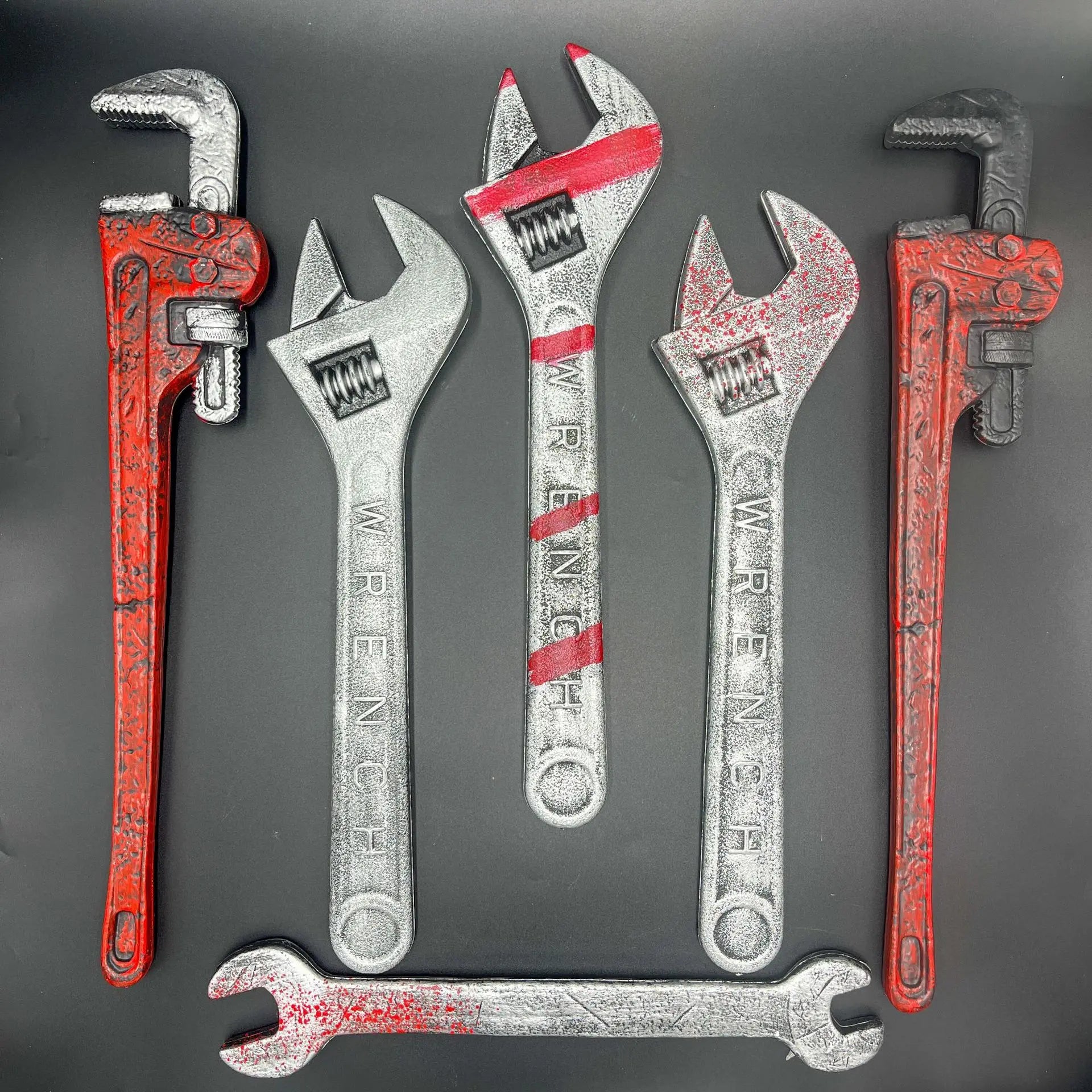 Bloody Wrench Halloween Decoration Novelty Horror Prop Fake Wrench Simulation - product image 3