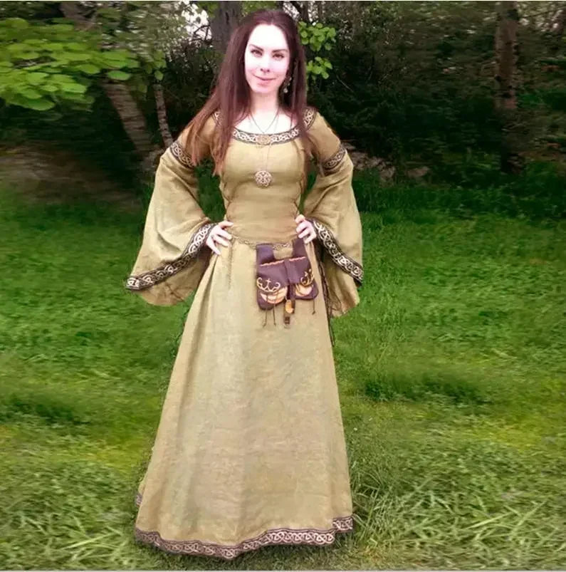 Women's Medieval Gothic Renaissance Hombre Costume - alternate view 2
