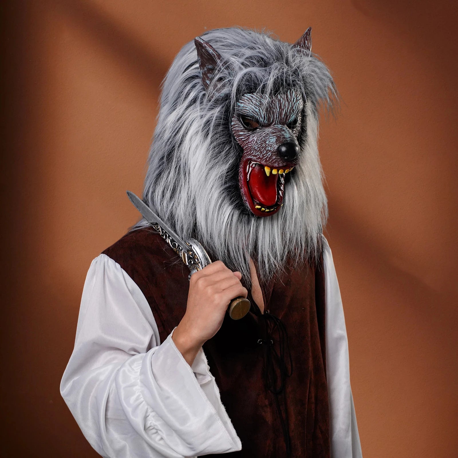 1pc Wolf Head Mask – Latex material Suitable for role-playing Stage performance, holiday party andHalloween