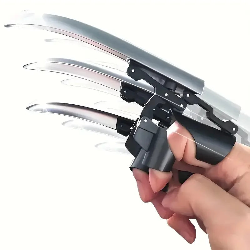 3Pcs/6Pcs Funny Anime Cosplay Wolf Claws Fingers Wear Retractable Plastic Claws Cool Folding