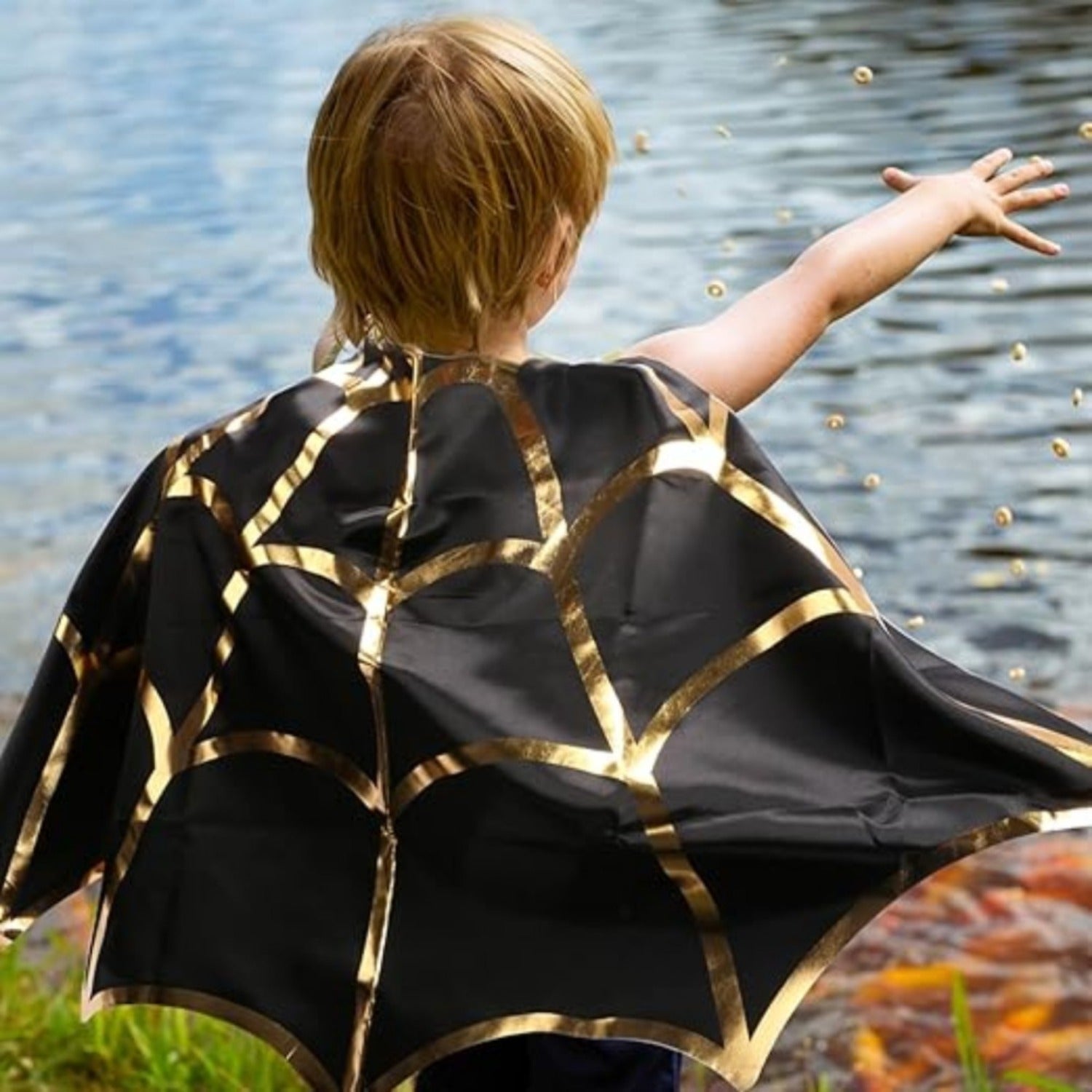 4-piece Pirate: Pirate Cape Costume - alternate view 3